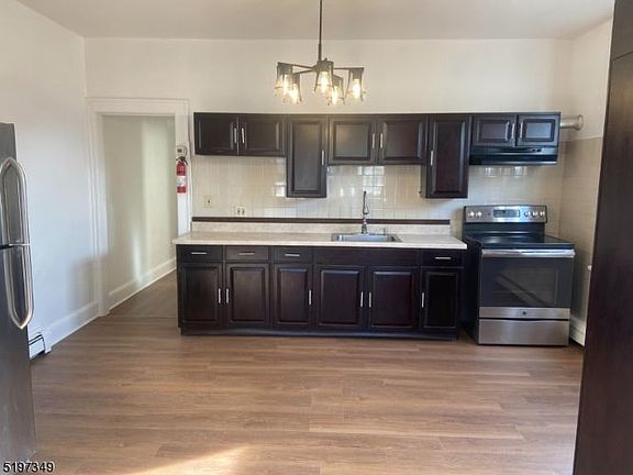 2nd image of 126-128 Main St #E