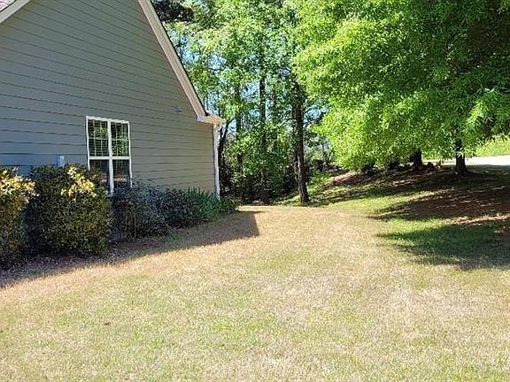 4th image of 310 Andrew Ridge Dr