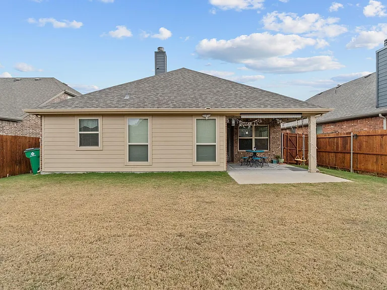 120 Rustic Oak Ln — Photo 20