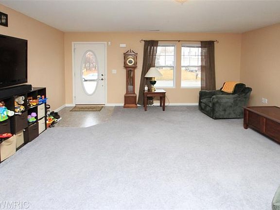 3rd image of 4163 Prairie Hill St