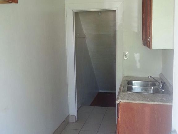 2nd image of 8242 Merrill St