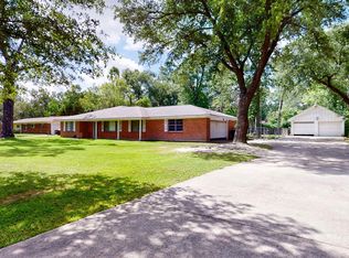 5295 Richard Dr, Beaumont, TX 77708