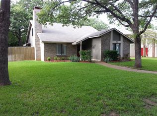 755 Hummingbird Cir, Lewisville, TX 75067