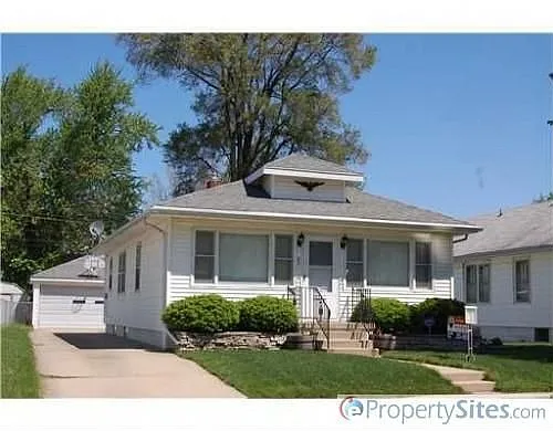 821 E Eckman St photo 1