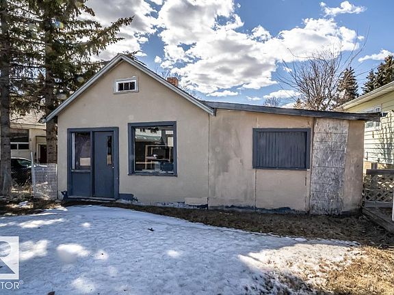 3rd image of 5012 50th St