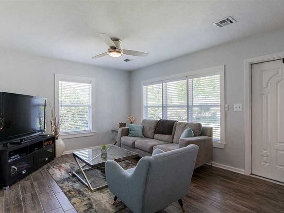 2nd image of 1803 E Leonard St