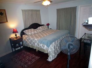 423 S Chillingworth Dr, West Palm Beach, FL 33409