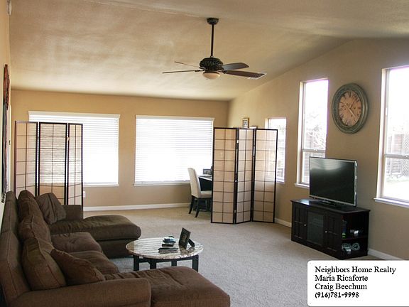 2nd image of 3975 Annabelle Ave