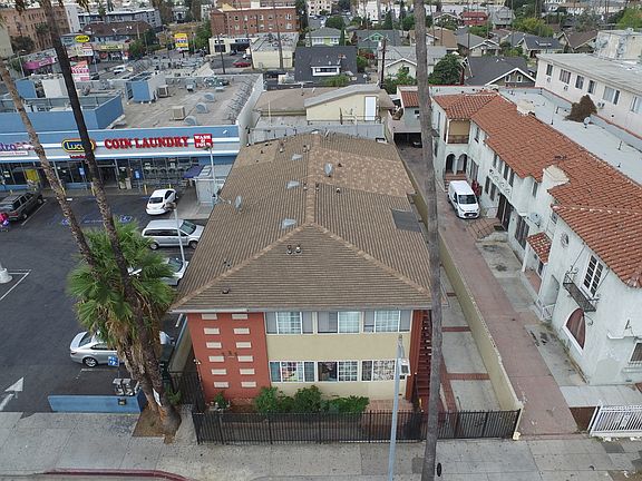 5th image of 259 S Normandie Ave