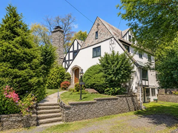 133 Bon Air Avenue, New Rochelle, NY 10804