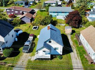 18 Highland St, Glace Bay, NS B1A 2T5