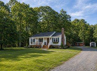 1411 Holly Grove Dr, Bumpass, VA 23024