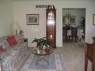 4th image of 5 Villastone Pl