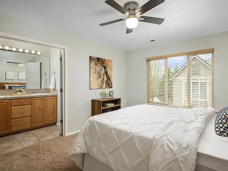 2283 NW Oak Knoll Pl — Photo 25