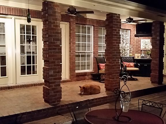 Covered Porch with deck