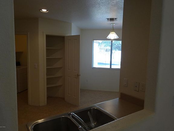 4th image of 6589 E Stadium Pkwy