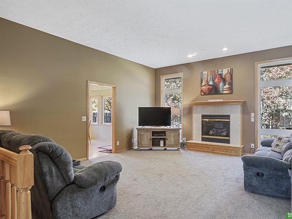 5th image of 10320 Brentwood Dr
