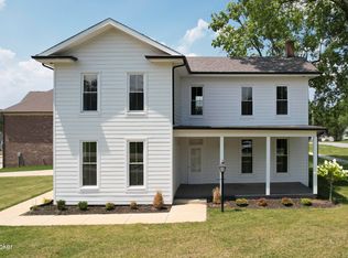 7919 Cultivator Ct, Louisville, KY 40291