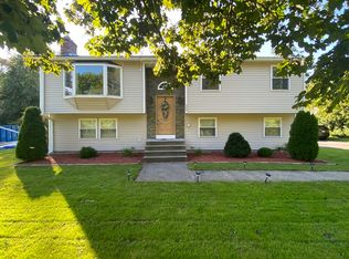 250 S West St, Feeding Hills, MA 01030