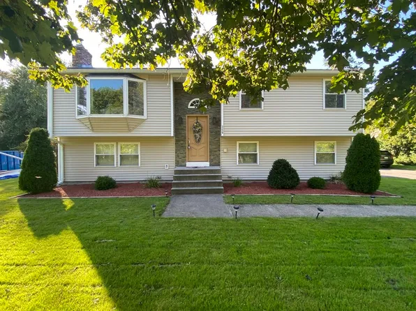 250 S West St, Feeding Hills, MA 01030