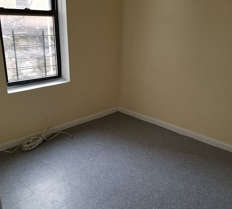 2nd image of 495 E 188th St APT 5B