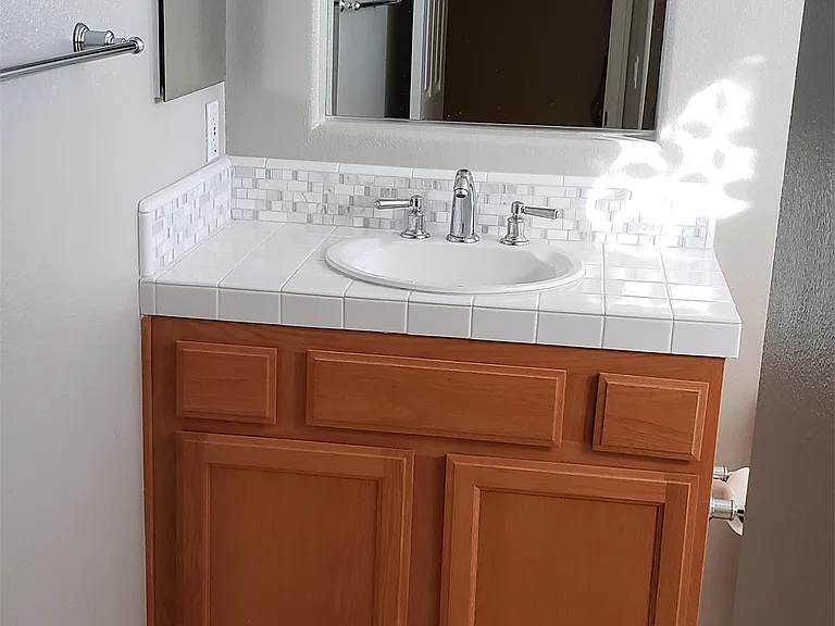 3337 Crossland St — Photo 2