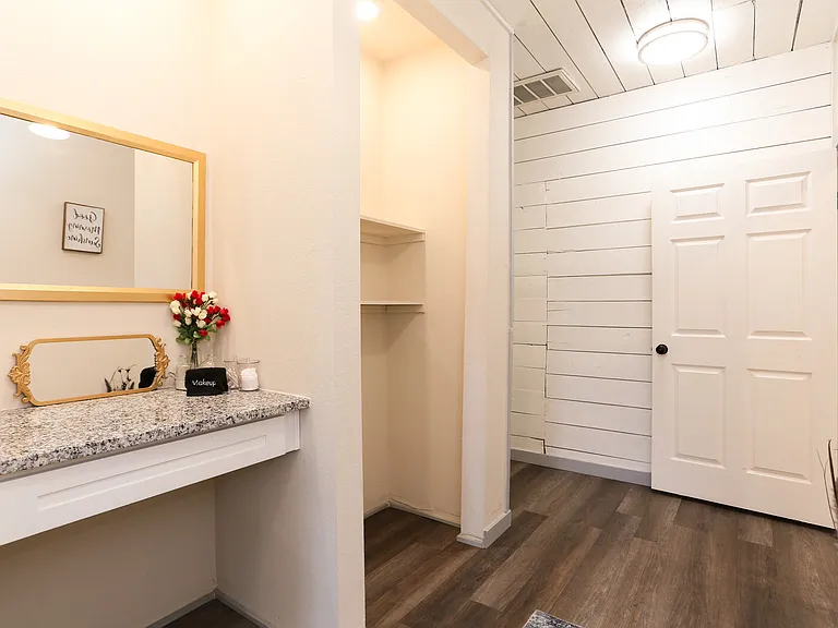 1007 Avant Ave — Photo 12