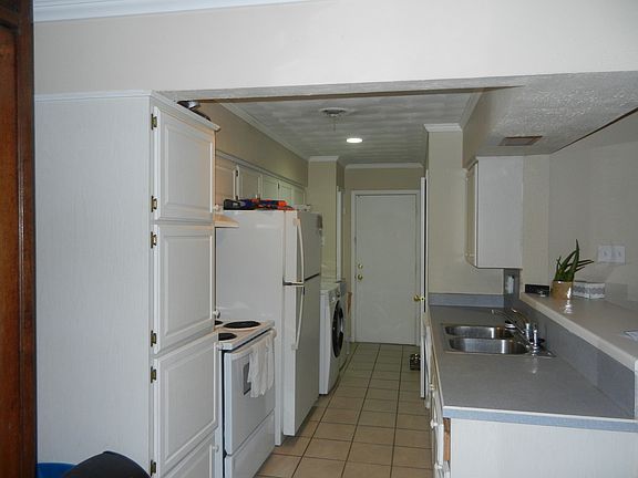 5th image of 117 Brookwood Dr