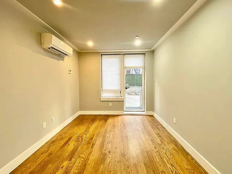 62 E 21st St #1K — Photo 16