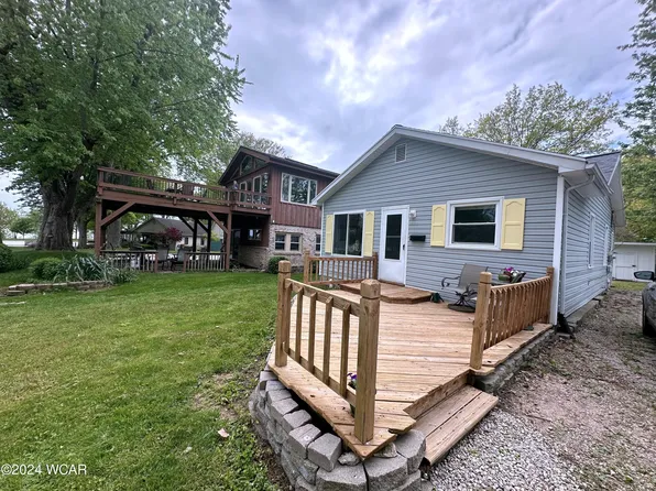 111 Parkway Ct, Saint Marys, OH 45885