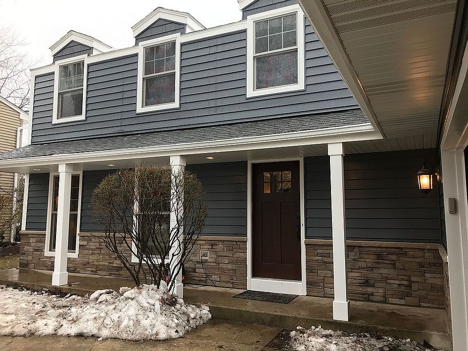 2nd image of 1523 Foxhill Rd