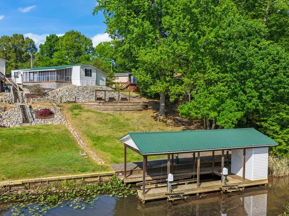 358 Eagle Trl, Bracey, VA 23919