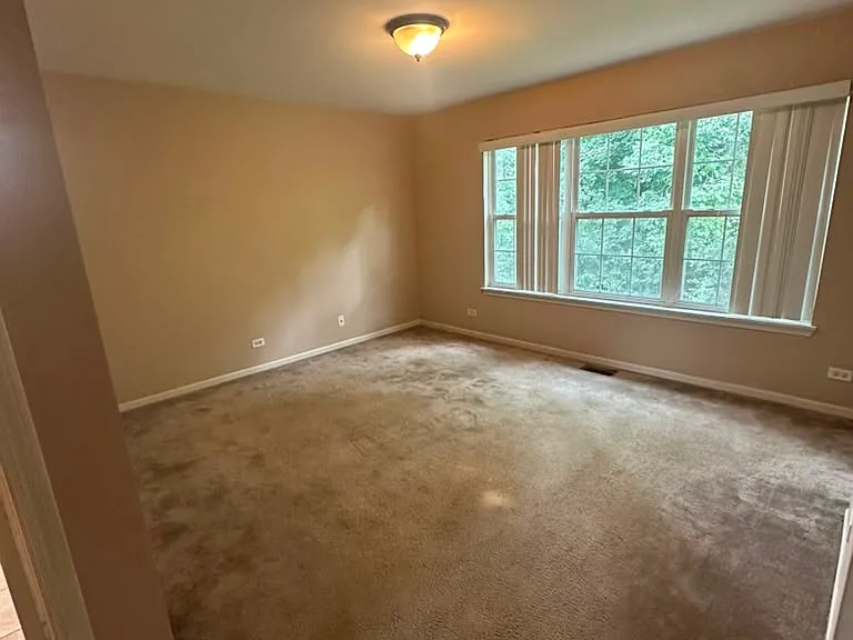 1251 Brookdale Dr — Photo 7