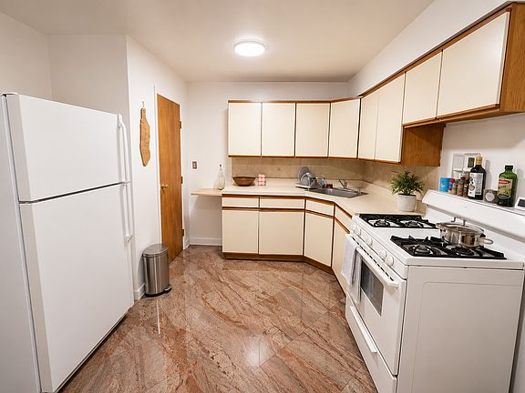 2nd image of 7517 Caldwell Ave #1A