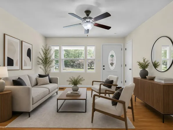 114 Wilson Dr, Summerville, SC 29483