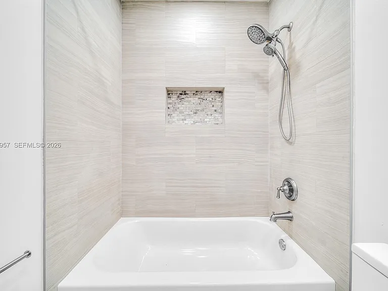4345 SW 5th Ter — Photo 16