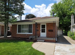 19741 Macarthur St, Redford, MI 48240