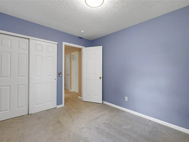 40 Alverstone Way — Photo 35