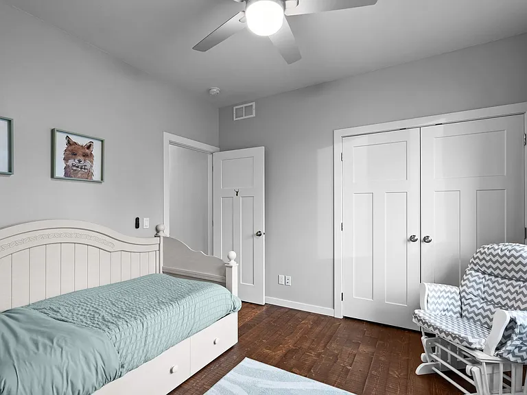 1015 Riparian Dr — Photo 22