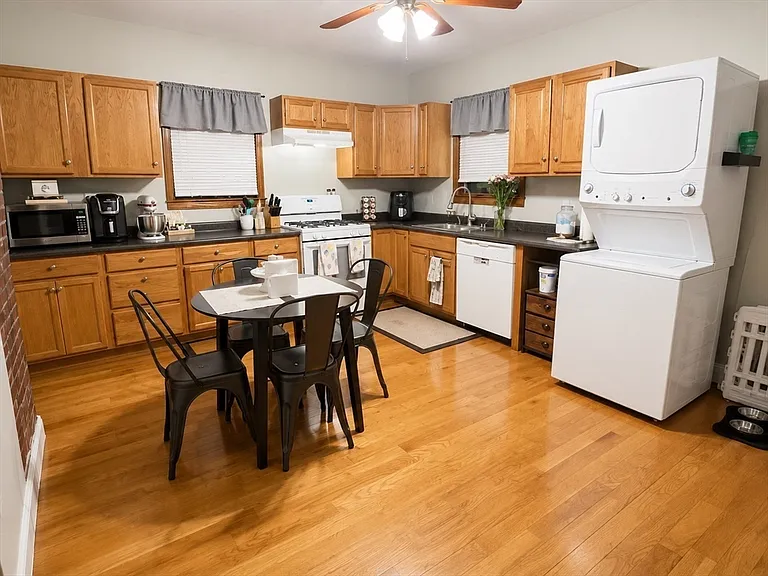3 Sexton Ct #1 — Photo 4