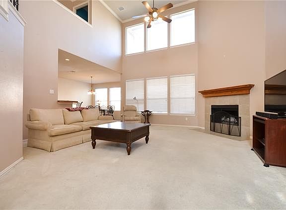 4th image of 3707 Emerald Park Ct