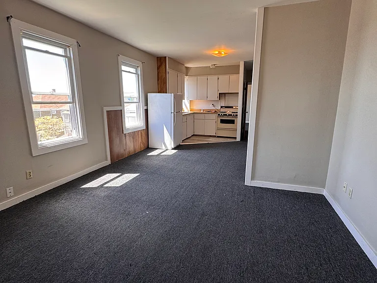 23 Woodlawn St #3W — Photo 5