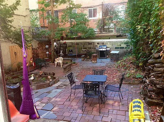 Rented by Weinstein Realty Group | media 23