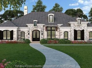 921 Kennedy Dr W, Windsor, ON N9G 1T2