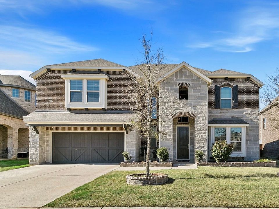 1st image of 2571 Bottlebrush Dr