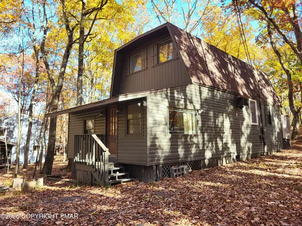 169 Saunders Dr, Bushkill, PA 18324