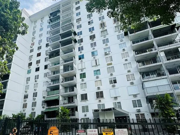 Skytower 1 Calle Hortensia APT 10-H, San Juan, PR 00926
