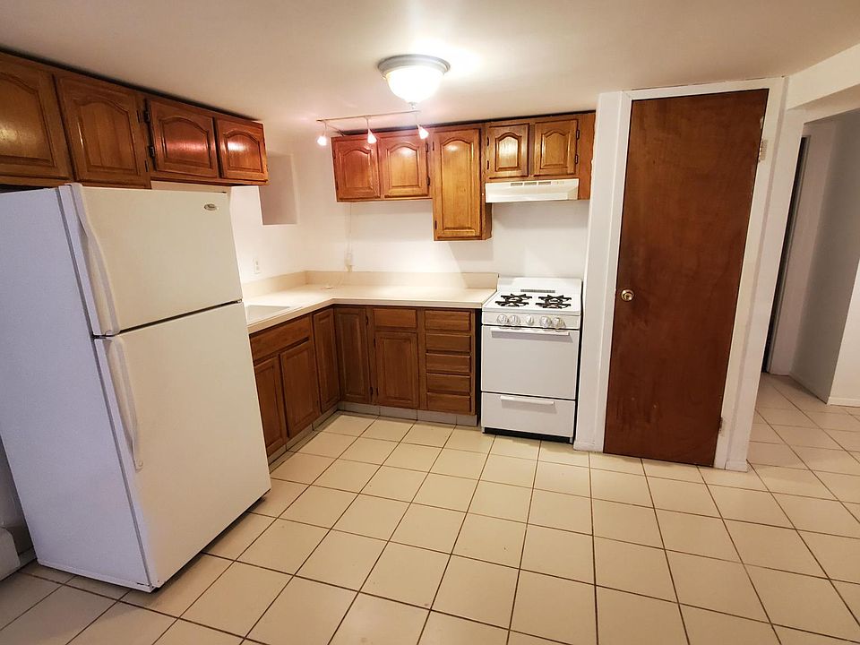 1st image of 8422 19th Ave #1