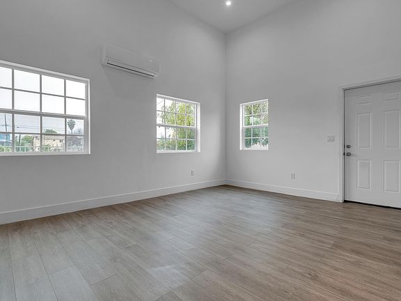 3rd image of 3268 E Winter St #1/2