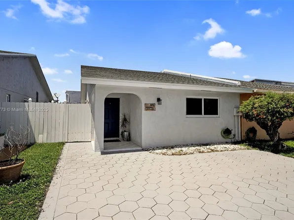 857 W 37th St, Hialeah, FL 33012
